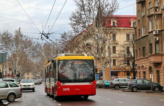Стаття На улице Ришельевской в Одессе одну из полос выделят для общественного транспорта Ранкове місто. Одеса