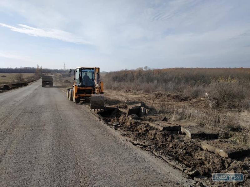 Стаття Капремонт дороги начался на севере Одесской области Ранкове місто. Одеса