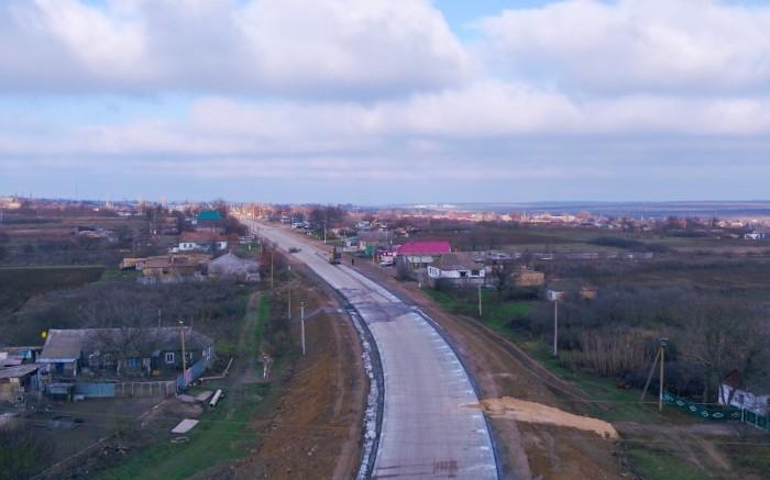 Стаття Появились новые фото строительства бетонной дороги в Николаевской области Ранкове місто. Одеса