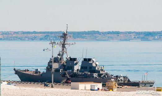 Стаття В Одессу зашел мощный боевой корабль США Ранкове місто. Одеса