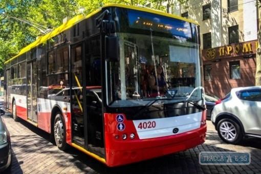 Стаття Популярный троллейбусный маршрут меняет схему движения Ранкове місто. Одеса