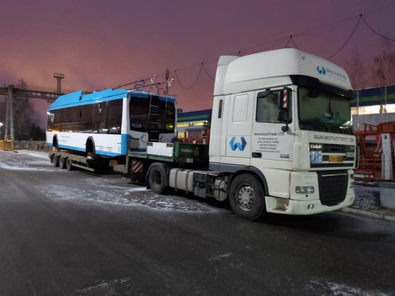 Стаття До Маріуполя везуть першу партію білоруських тролейбусів (ФОТО) Ранкове місто. Одеса