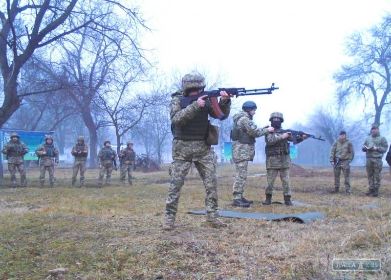 Стаття Британские военные обучают в Одесской области украинских морских пехотинцев Ранкове місто. Одеса