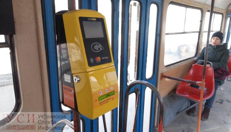 Стаття За один день в трамваях 21 маршрута бесконтактной системой оплаты воспользовались более 100 человек Ранкове місто. Одеса