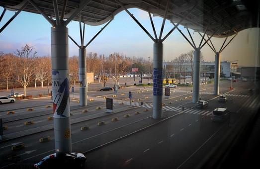 Стаття Одесский аэропорт окончательно закрывает старый терминал (ФОТО) Ранкове місто. Одеса