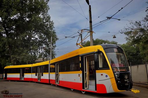 Стаття Одесса закупает шесть новых трамваев Ранкове місто. Одеса