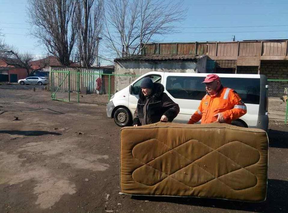 Стаття В Одессе продолжают открывать площадки для крупногабаритного мусора Ранкове місто. Одеса