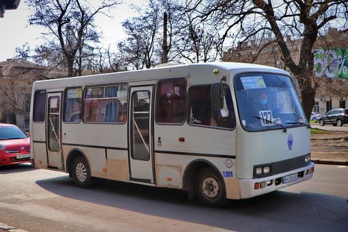 Стаття Для медиков Одесской области запустили специальные пригородные автобусные маршруты Ранкове місто. Одеса