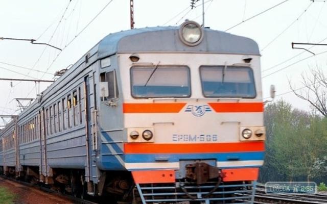 Стаття Одесская железная дорога запускает пригородные поезда Ранкове місто. Одеса