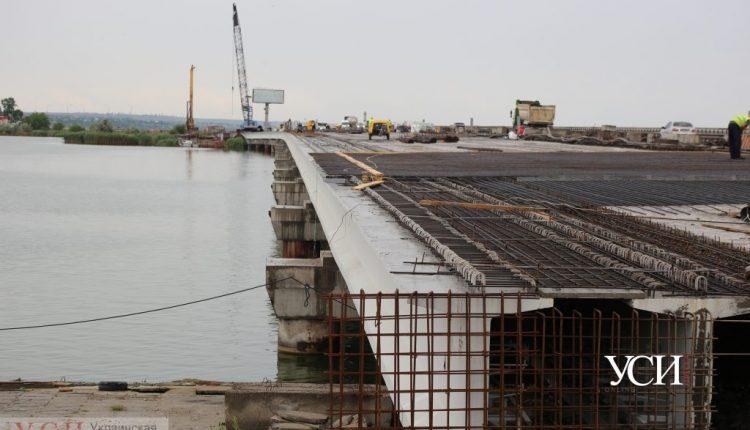 Стаття Хаджибейский мост обещают сдать через год Ранкове місто. Одеса