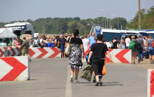 Стаття Кабмин обновил условия пересечения КПВВ с оккупированным Крымом Ранкове місто. Одеса