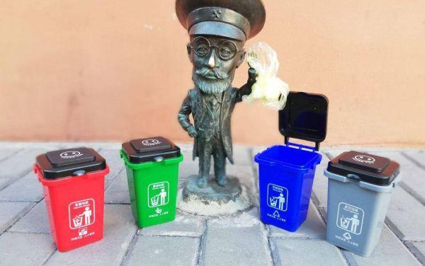 Статья Деньги на свалке: 3 истории мариупольцев, которые зарабатывают на мусоре Утренний город. Одесса