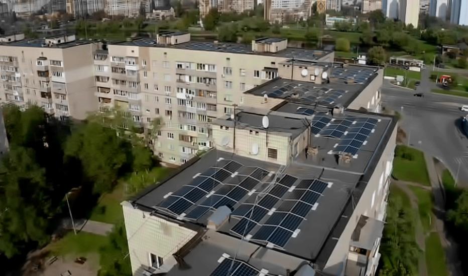 Стаття ДТЭК подсоединил к сети крупнейшую в Украине солнечную электростанцию на крыше многоквартирного дома Ранкове місто. Одеса