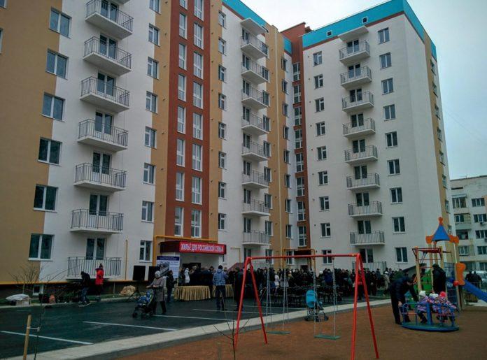 Стаття Новая афера: оккупанты вогнали крымчан в долги из-за обещанного жилья Ранкове місто. Одеса