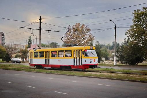 Стаття В Одессе начали увеличивать число сидячих мест в трамваях Ранкове місто. Одеса