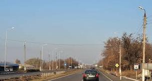 Стаття Между Славянском и Краматорском обустраивают наружное освещение и ремонтируют дорогу Ранкове місто. Одеса