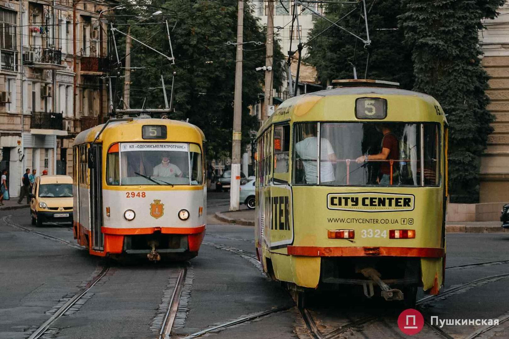 Стаття В Одессе на маршруты общественного транспорта вышли контролеры: проверяют наличие масок у пассажиров Ранкове місто. Одеса