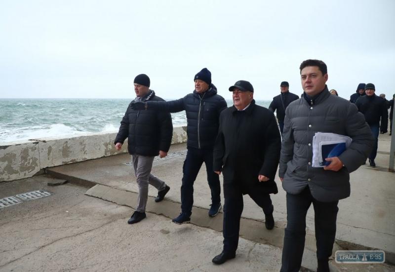 Стаття «Так, как было раньше, так не будет», - Кучук с Трухановым прошли 7 км по пляжам Одессы. Видео Ранкове місто. Одеса