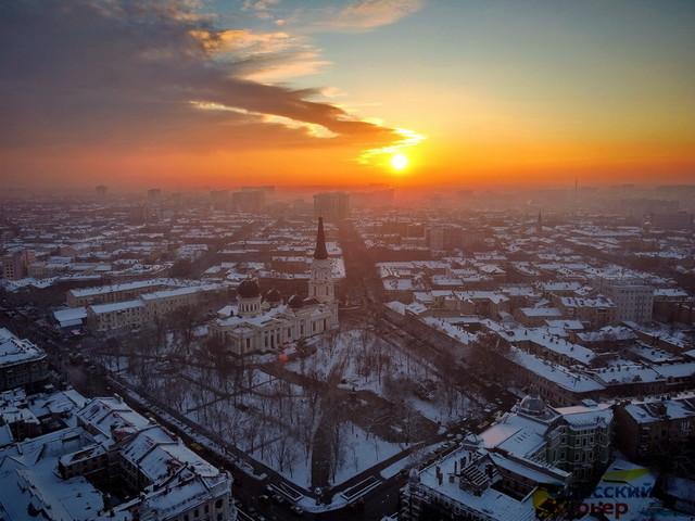 Стаття На Одессу и Одесскую область надвигается сильный снегопад (ВИДЕО) Ранкове місто. Одеса