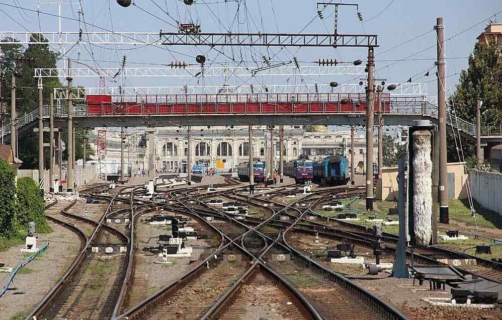 Стаття В Одессе хотят убрать мусор вдоль железной дороги — чтобы не портить первое впечатление у туристов Ранкове місто. Одеса