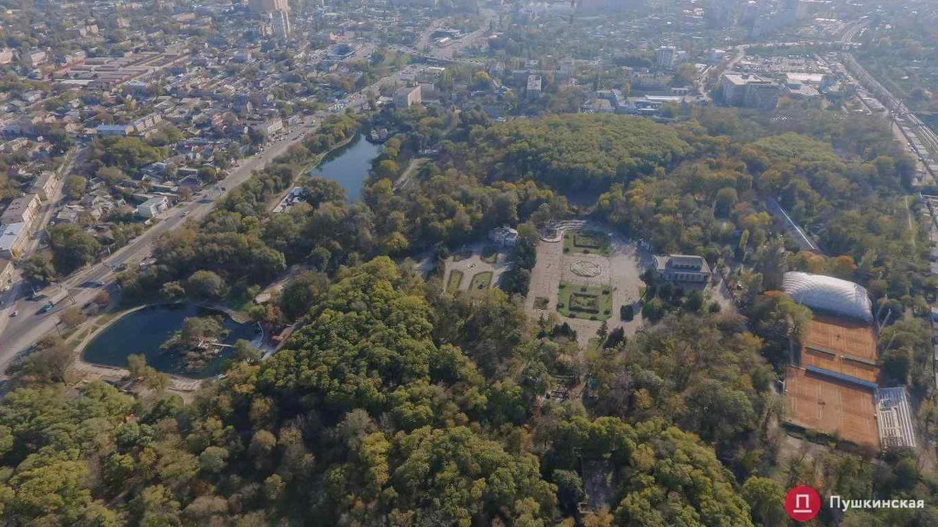Стаття Один из самых старинных парков Одессы обещают привести в порядок к лету. Видео Ранкове місто. Одеса