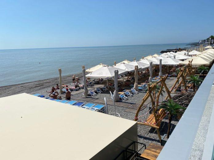 Стаття Опасно для купания: в Крыму закрыты 83 пляжа из-за последствий непогоды Ранкове місто. Одеса