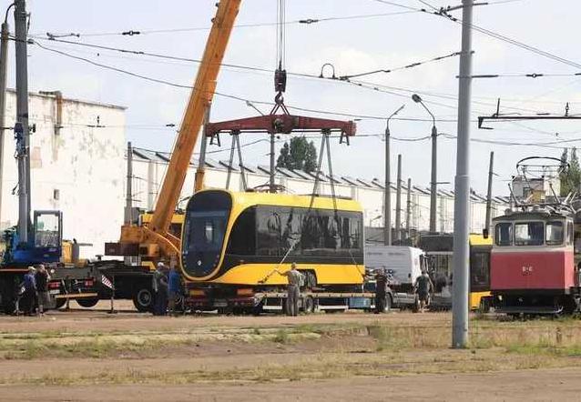 Стаття Одесская компания поставила в Киев свой первый низкопольный трамвай Ранкове місто. Одеса