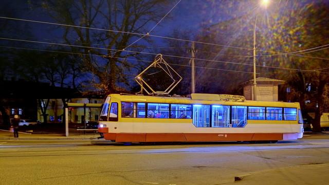 Стаття В Одессе на день города общественный транспорт будет работать до поздней ночи Ранкове місто. Одеса
