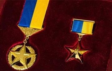 Стаття Зеленский присвоил звание Герой Украины 12 военным Ранкове місто. Одеса