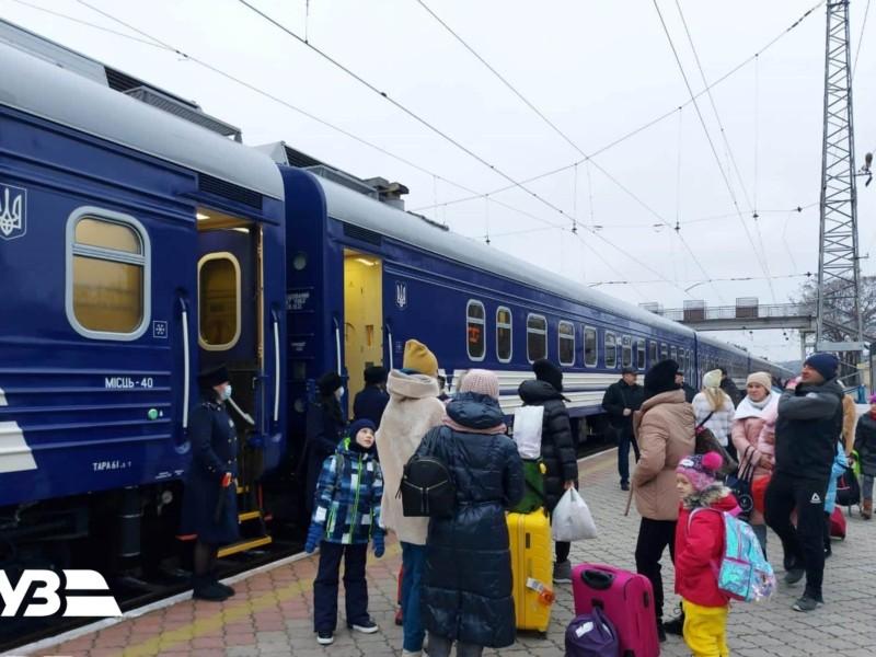 Стаття “Укрзалізниця” призначила нові поїзди з Києва до Шостки і Ніжина Ранкове місто. Одеса