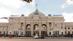 Стаття Движение поездов в продленный комендантский час в Одессе: что изменится? Ранкове місто. Одеса