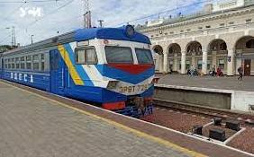 Стаття Одесская железная дорога вводит дополнительный пригородный поезд Ранкове місто. Одеса