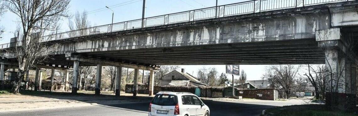 Стаття Обмеження руху транспорту Іванівським мостом в Одесі продовжено до кінця року Ранкове місто. Одеса