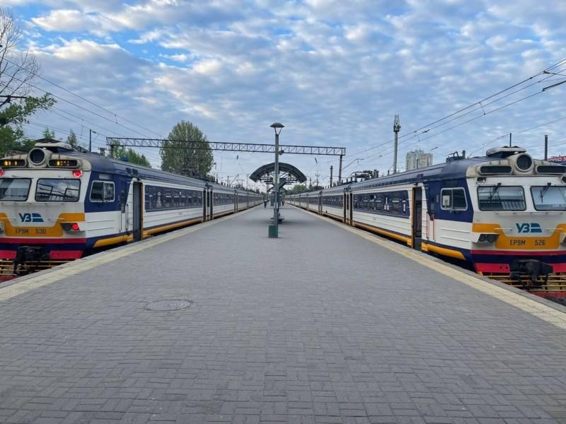Стаття З Дарниці до Ніжина курсуватимуть 5 пар поїздів Kyiv City Express Ранкове місто. Одеса