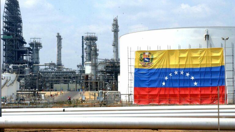Статья Плевок в лицо кремля: Венесуэла возобновляет экспорт нефти в ЕС Утренний город. Одесса