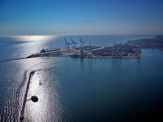 Стаття Три держави готові допомогти відновити судноплавство з Одеси (ВІДЕО) Ранкове місто. Одеса