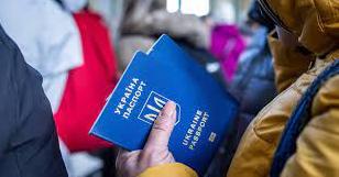 Стаття Украинские беженцы могут бесплатно вернуться домой из Италии: как записаться на рейс? Ранкове місто. Одеса