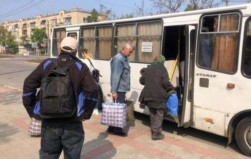Стаття Жителів окупованого півдня України просять терміново евакуюватися: ЗСУ готують наступ Ранкове місто. Одеса