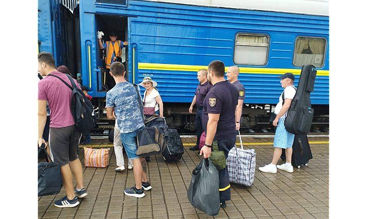 Стаття Евакуація з Донеччини: корисні контакти для тих, хто виїжджає Ранкове місто. Одеса