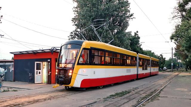 Статья В Одесі змінюють два популярних маршрути трамваю (ВІДЕО) Утренний город. Одесса