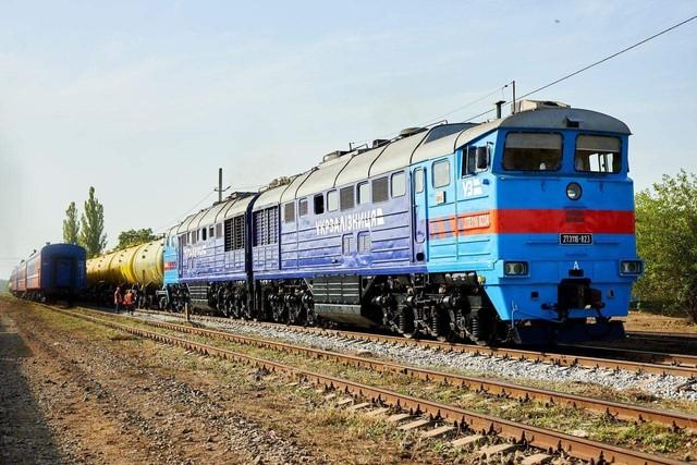 Стаття По відбудованій залізниці на півдні Одеської області пройшли перші потяги (ВІДЕО) Утренний город. Одеса