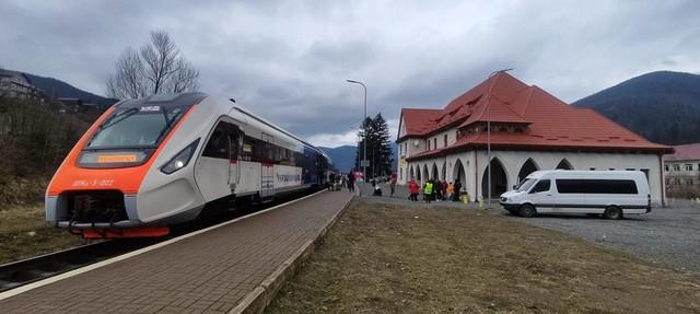 Стаття На 7-8 січня запущені додаткові пасажирські потяги Ранкове місто. Одеса