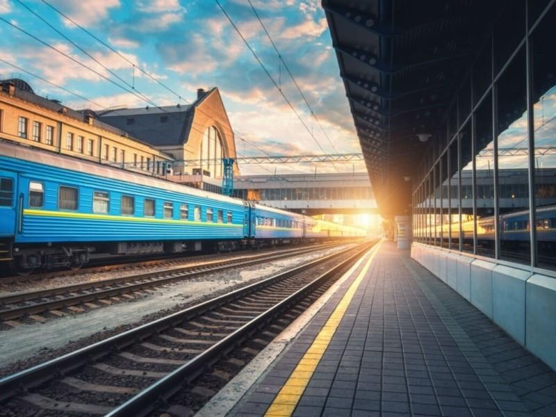 Стаття “Укрзалізниця” на літо змінює розклад приміських поїздів Київ – Фастів Ранкове місто. Одеса