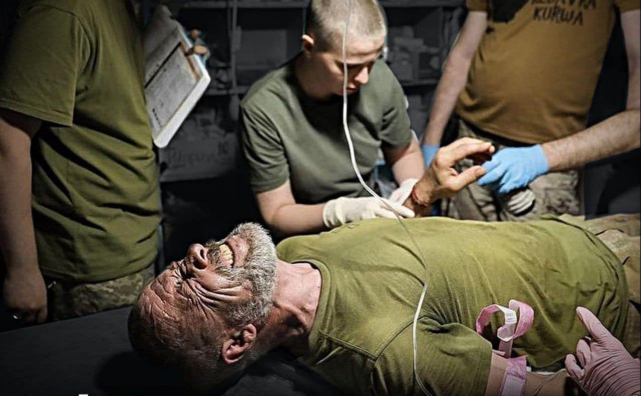 Стаття Уряд дозволив бойовим медикам переливати кров на догоспітальному етапі Ранкове місто. Одеса