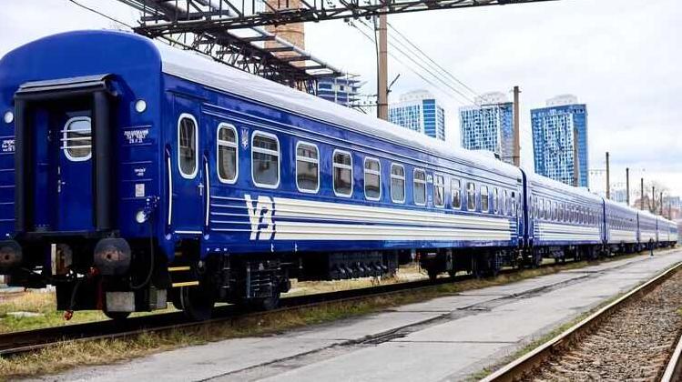 Стаття В Україні курсують дев’ять потягів із воєнізованою охороною Ранкове місто. Одеса