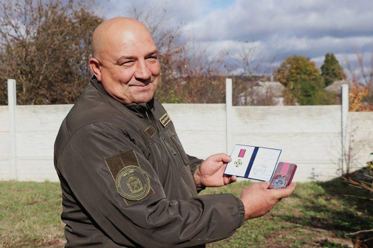 Стаття Підбив ворожий танк і отримав орден: 50-річний шахтар з Донеччини боронить рідний край в лавах ЗСУ Ранкове місто. Одеса