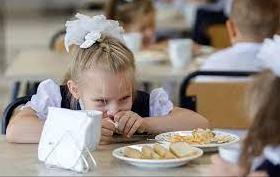 Стаття У Міноствіти пояснили, чому не можуть нагодувати усіх дітей початкової школи безплатно Ранкове місто. Одеса