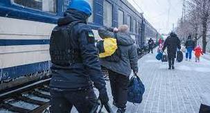 Стаття Введено новий графік поїздів для евакуації мешканців Донеччини до Житомирщини Ранкове місто. Одеса