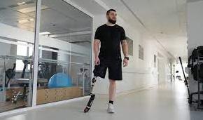 Стаття Незламний: 25-річний випускник Одеської військової академії втратив на війні ногу, але буде бігати Ранкове місто. Одеса