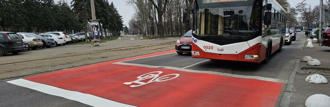 Стаття У Приморському районі Одеси з'явилася велосипедна зона очікування, – ВІДЕО Ранкове місто. Одеса